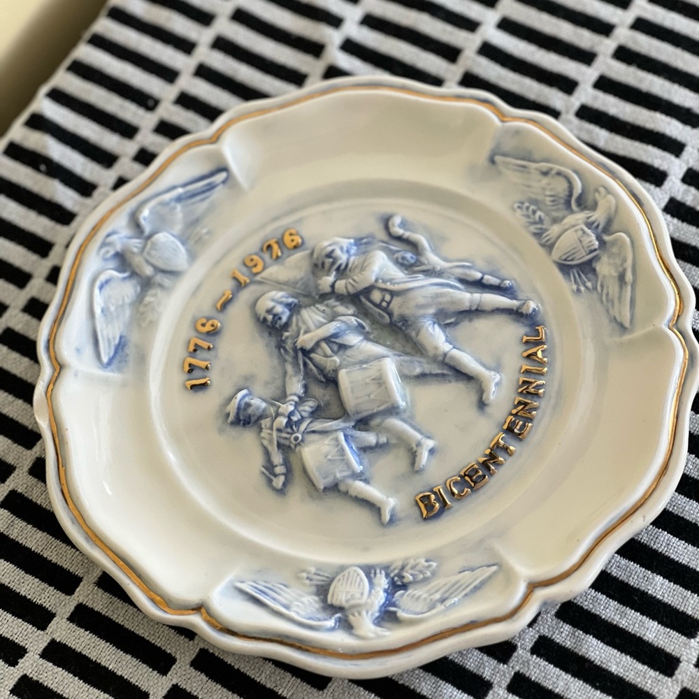 1776-1976 vintage bicentennial plate